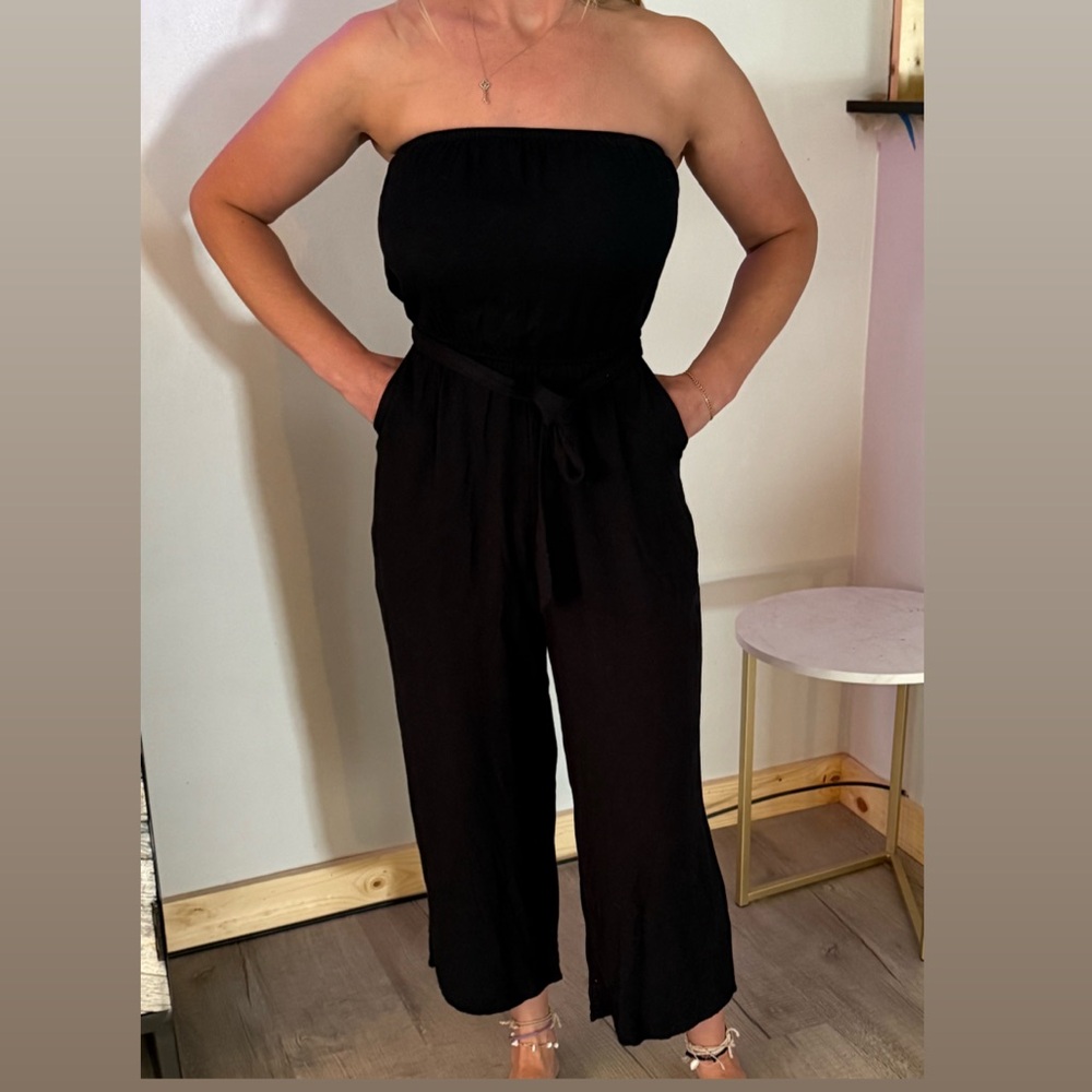 Abercrombie & Fitch Black Strapless Jumpsuit with Wide-Leg Design